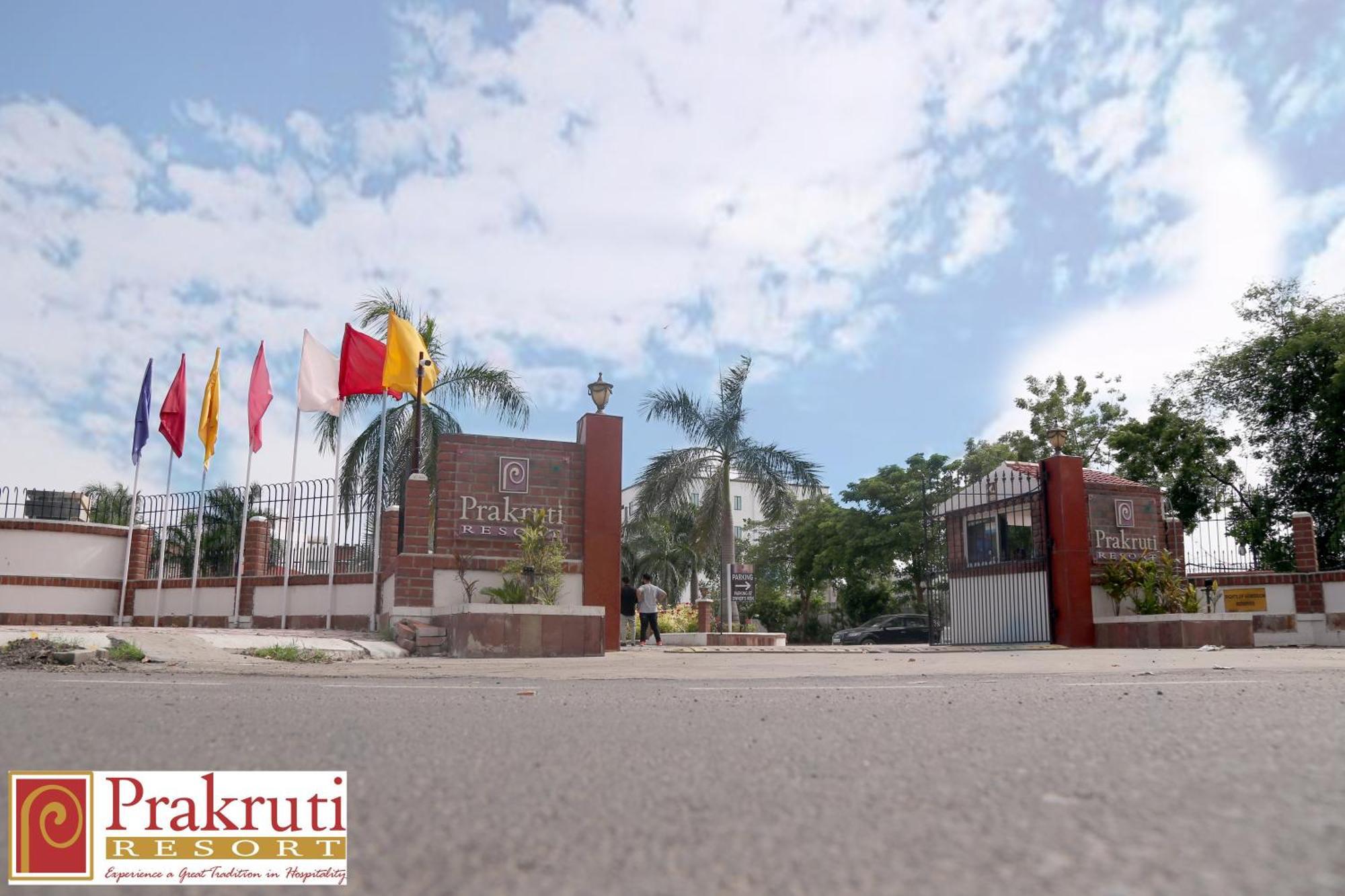 Prakruti Resort Vadodara Extérieur photo