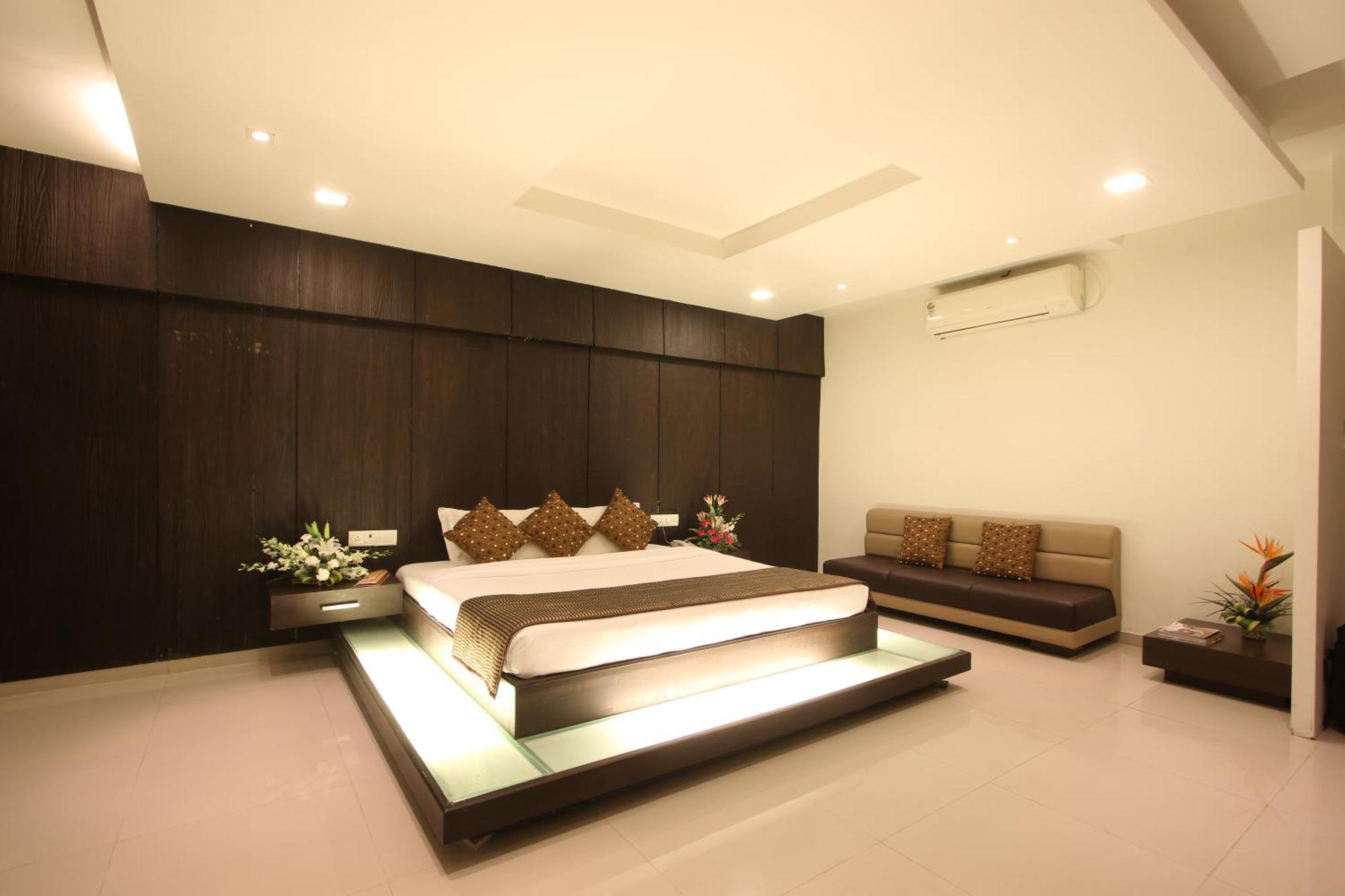 Prakruti Resort Vadodara Extérieur photo
