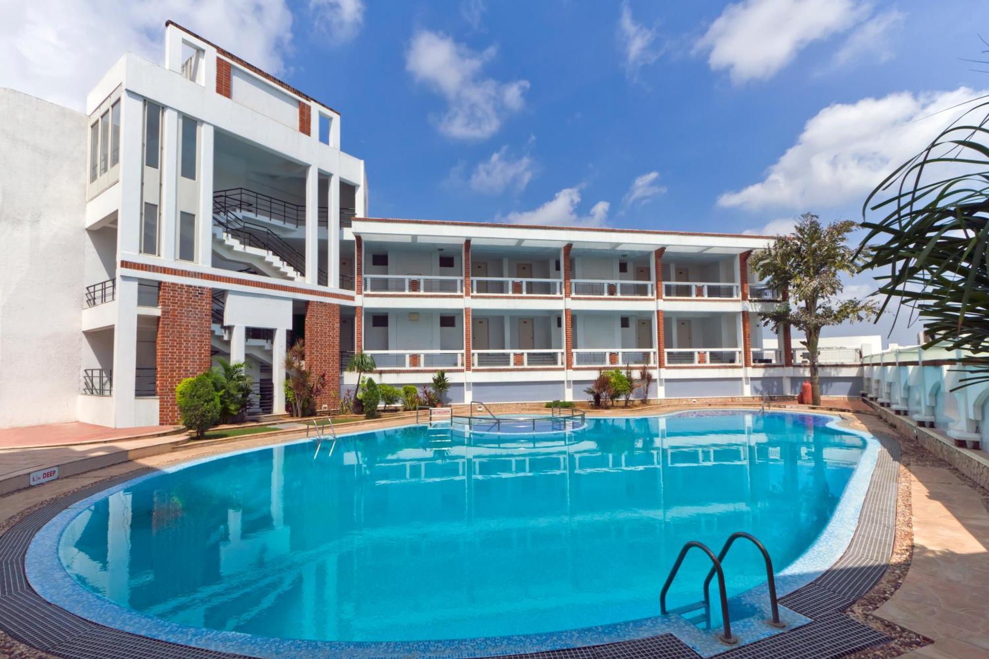 Prakruti Resort Vadodara Extérieur photo